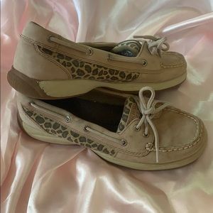 Women’s Sperry shoes
